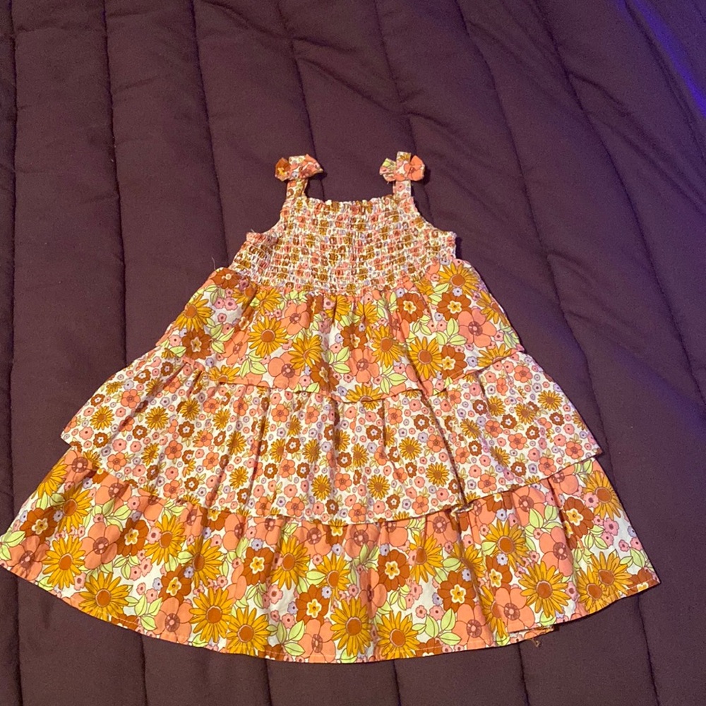 Girls dress